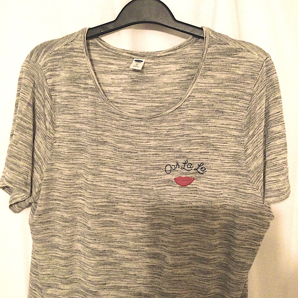 Old Navy Gray\White Tee XL (424)